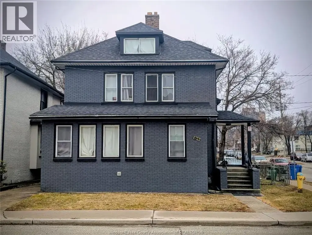 61 Giles Boulevard East, Windsor